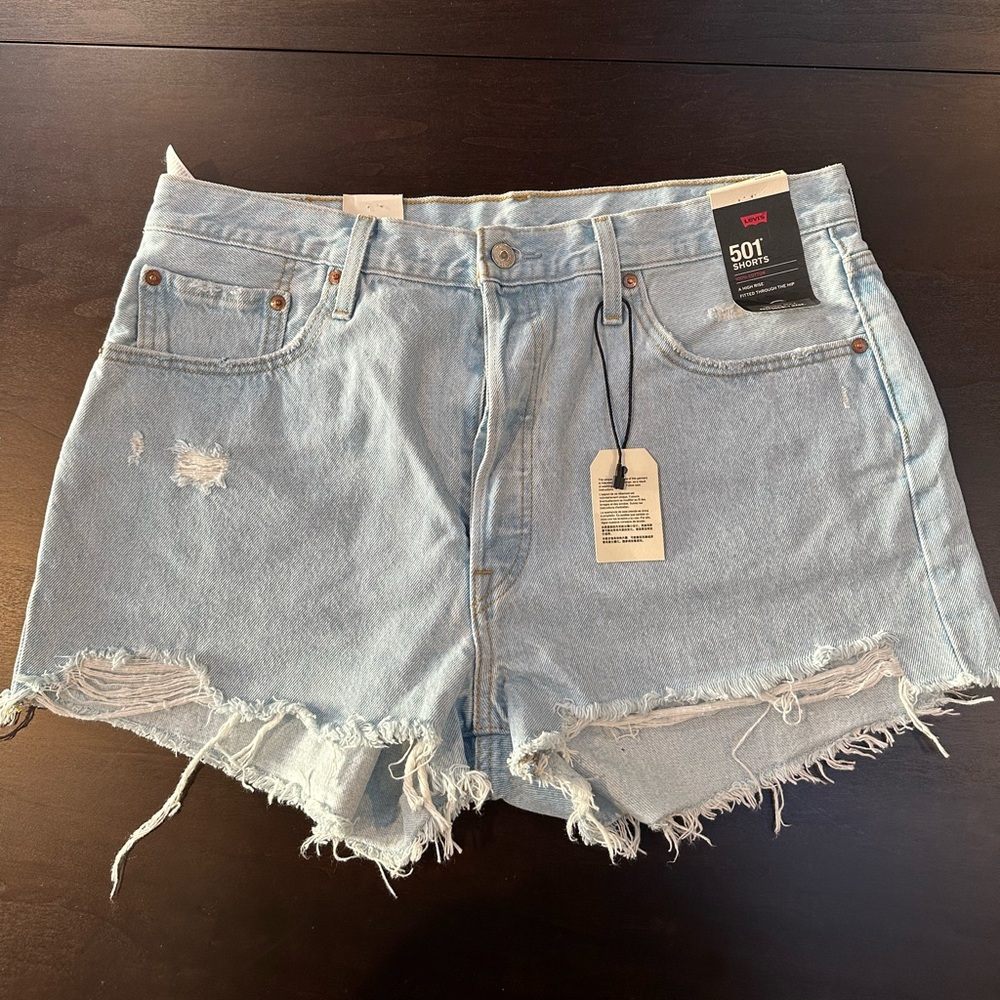 NWT Levi’s Women’s 501 Original Short